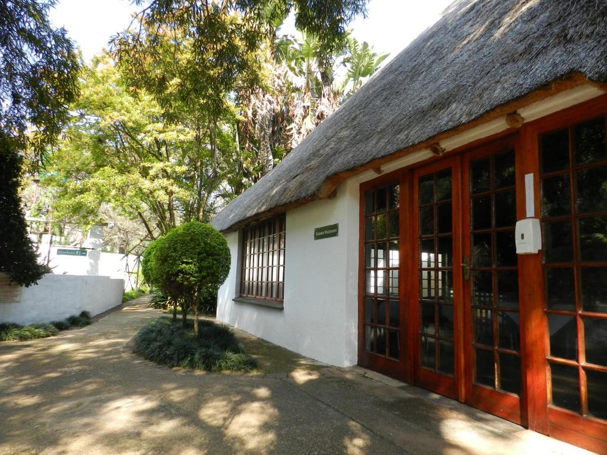 President Paul Kruger Guest Lodge Rustenburg Extérieur photo