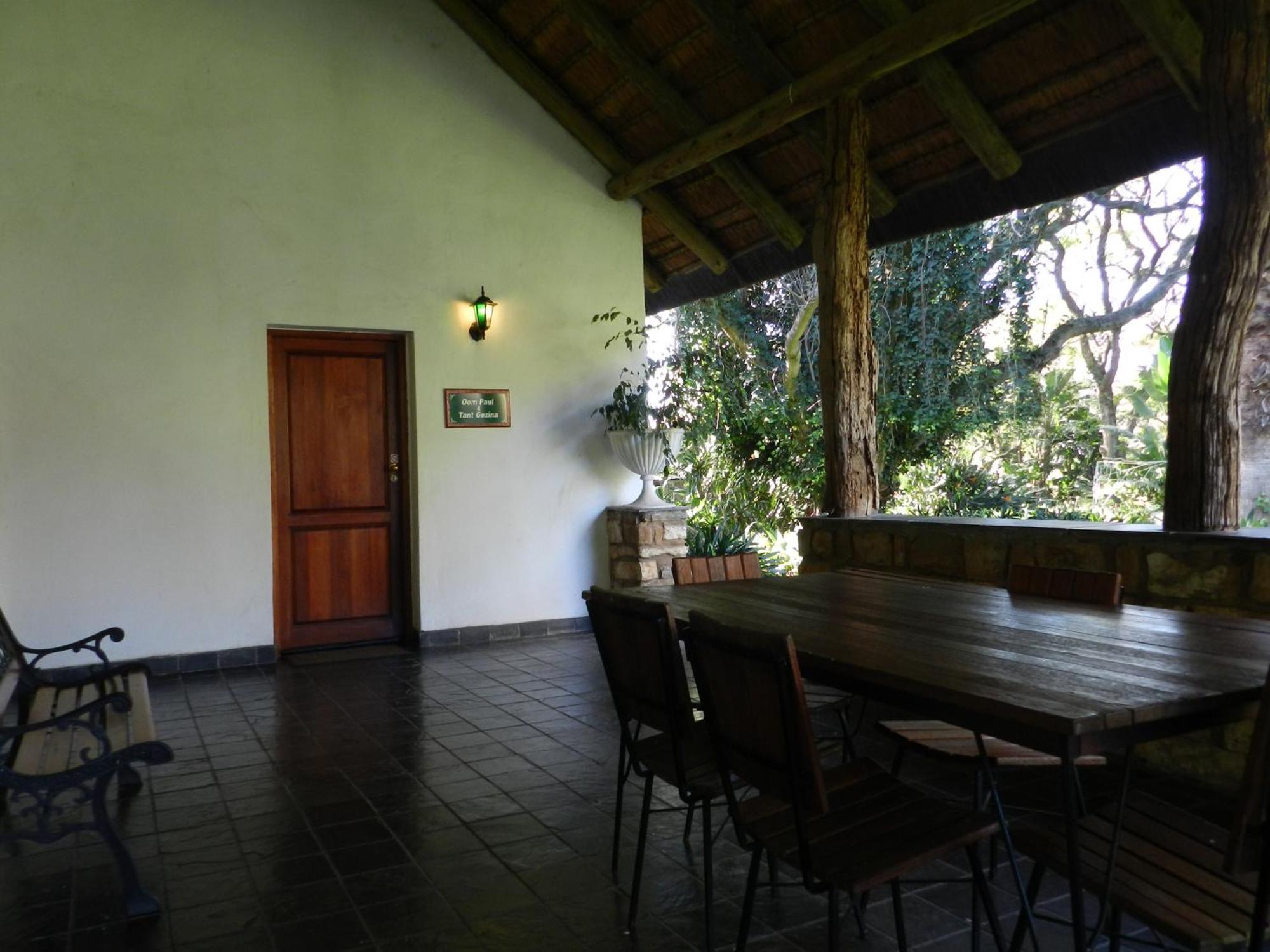 President Paul Kruger Guest Lodge Rustenburg Extérieur photo