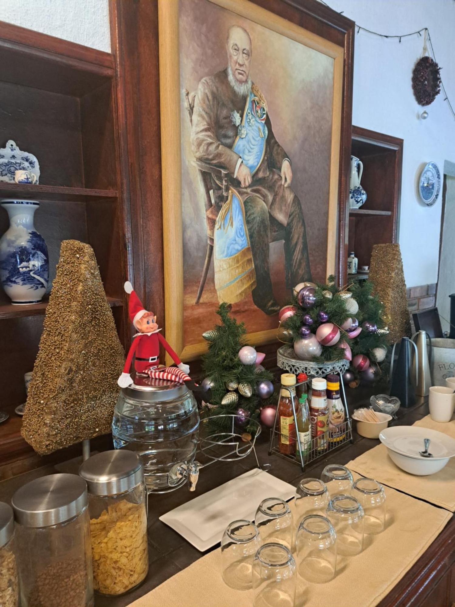 President Paul Kruger Guest Lodge Rustenburg Extérieur photo